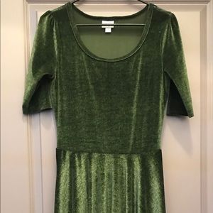 EUC Velvet Lularoe Nicole